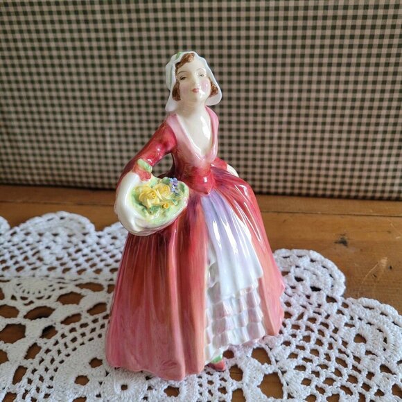 “Janet”  Figurine  HN1537 of Royal Doulton - Lady with Flower Basket - Picture 1 of 12